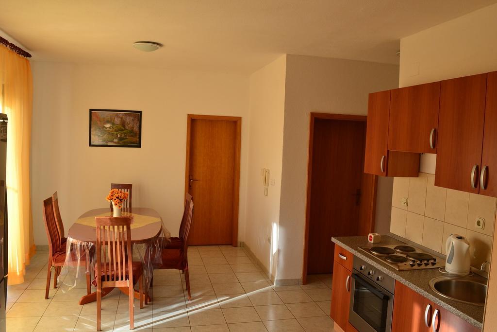 סרימה Apartments Marina מראה חיצוני תמונה