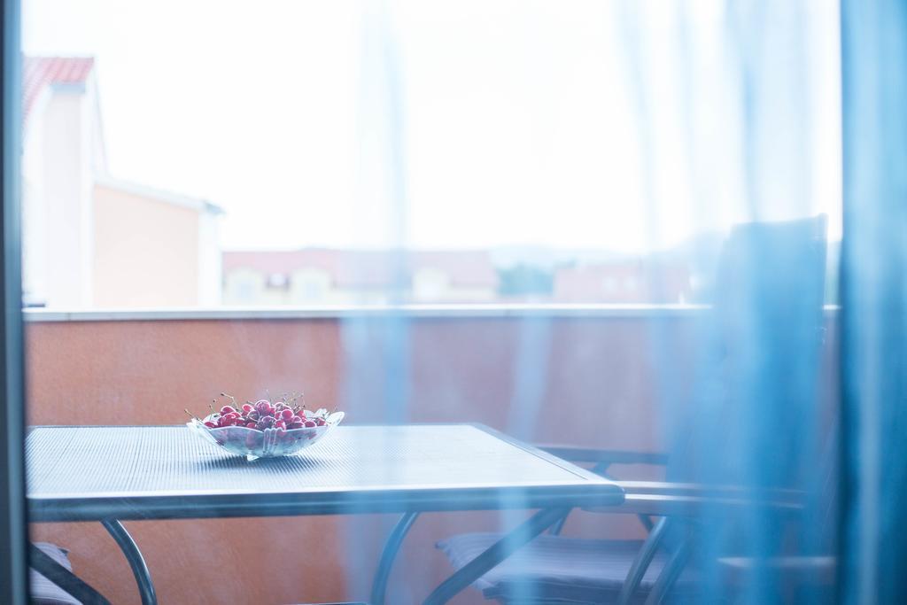 סרימה Apartments Marina מראה חיצוני תמונה