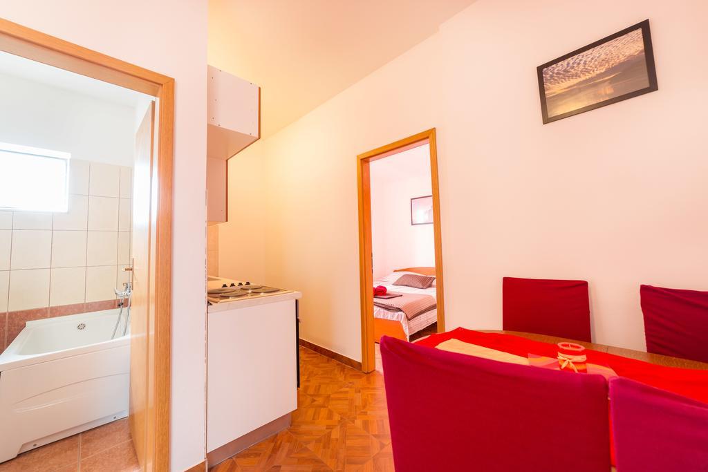 סרימה Apartments Marina מראה חיצוני תמונה