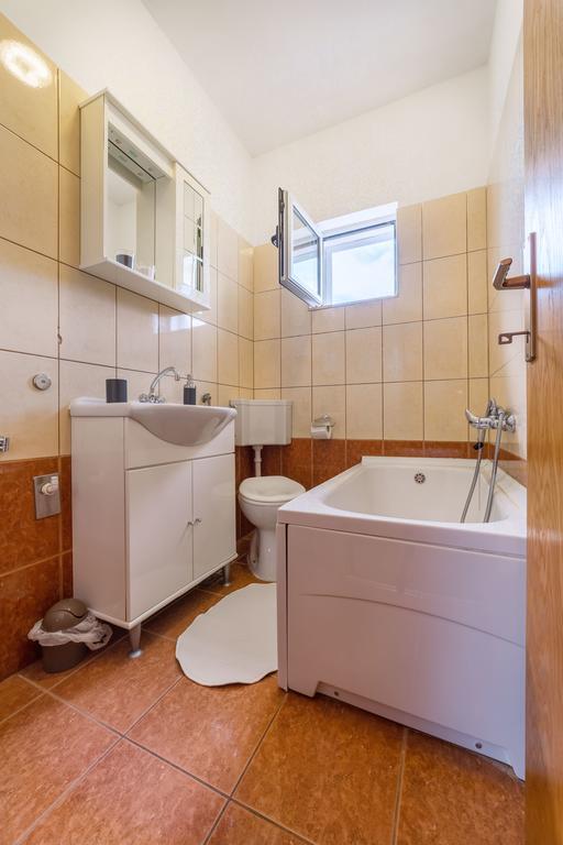 סרימה Apartments Marina מראה חיצוני תמונה